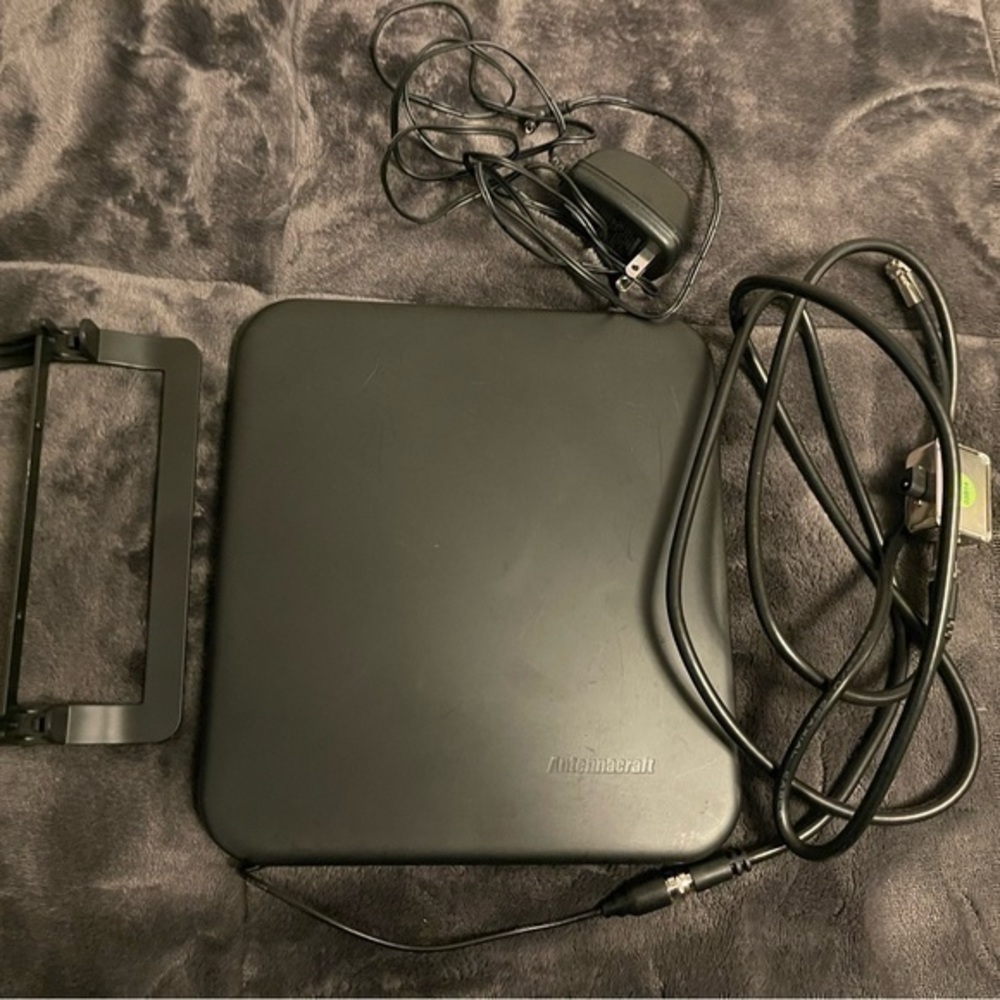 Antennacraft HDTV Indoor Ultrathin Amplified Omniidirectional Antenna like New